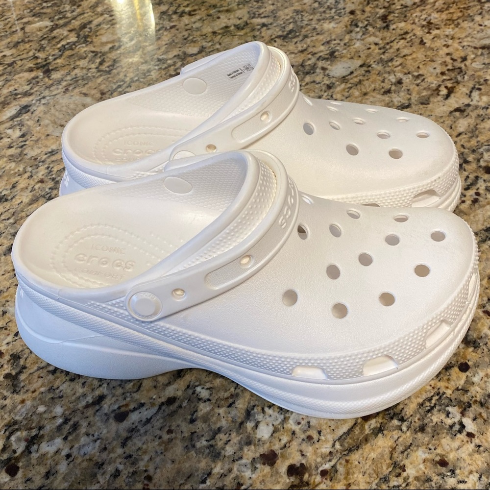 White Platform Crocs Womens Size 7
